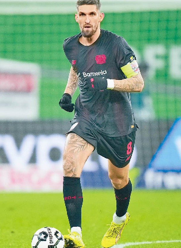 利華中場 安特列治1p4.jpg