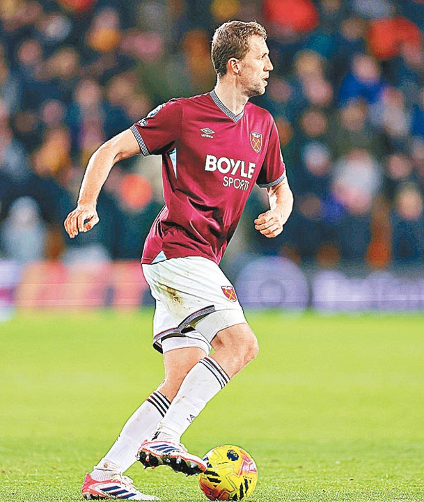 韋斯咸中場 湯馬士蘇錫克17p1.jpg