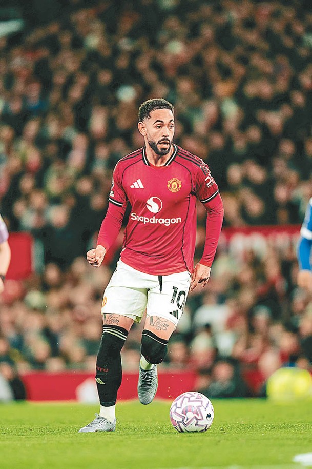 曼聯翼鋒 馬菲奧斯根夏011p1.jpg