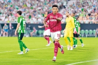 [东方报]英超：森林阿仙奴神鋒大晒冷[01-17]