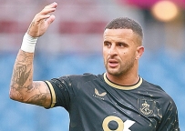 [东方报]英超：般尼泊大巴唔易破 曼聯細孤力弱冇計[08-30]