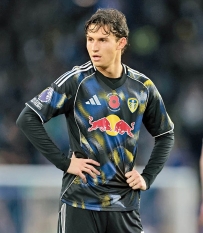 [东方报]英超：新特蘭軍容不整捱細界[12-28]