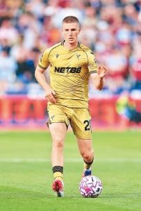 [东方报]英聯盃：主場9連勝鋒將勁搶韁 阿仙奴半W破宮[12-23]