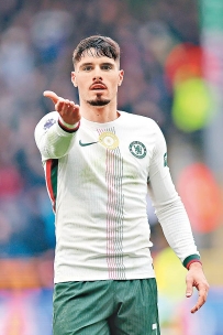 [东方报]歐冠：地頭龍拿玻里當車仔冇到[01-28]