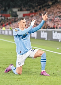 [东方报]英超：強者搏擊拳拳到肉 水晶宮曼城大打出手[12-14]