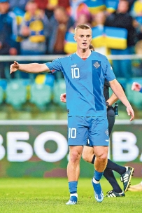 [东方报]世盃歐洲：天殘地缺作客冰島法國虛張聲細[10-13]