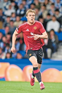 [东方报]熱身賽：曼聯捧盃在望嗒晒糖[08-03]