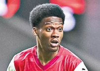 [东方报]歐霸：同森林鬥攻布拉加半大要捧[01-22]